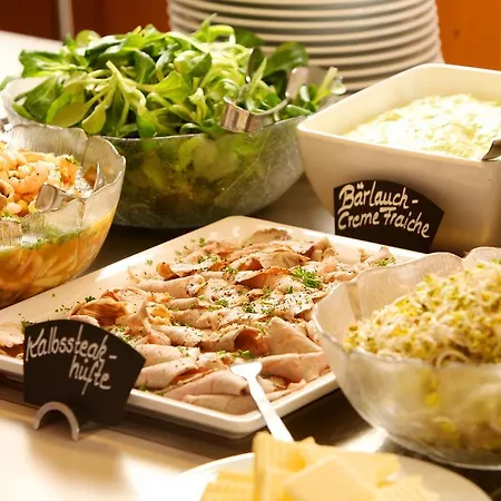 Tagungshaus Schoenenberg 2*