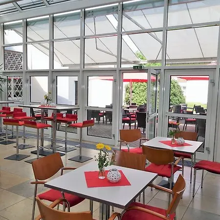 Tagungshaus Schoenenberg 2*